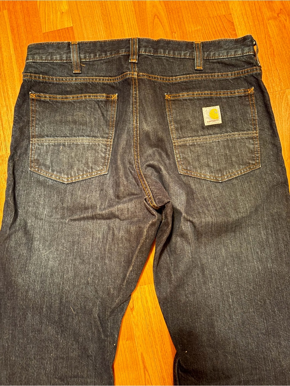 Carhartt jeans NWOT Dark blue not stonewashed!